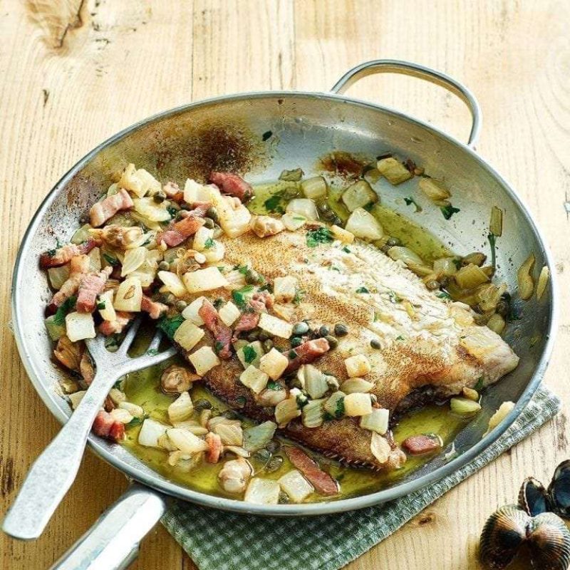 Dover sole with smoked bacon, fennel and cockles